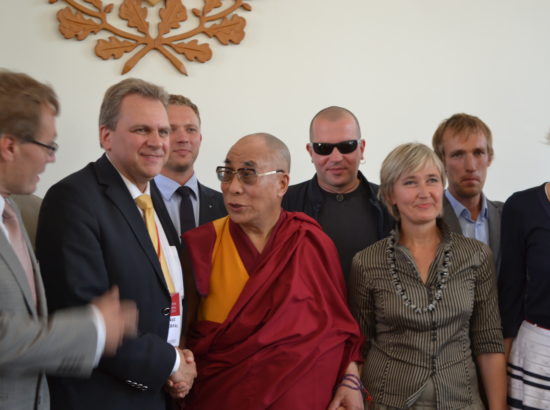 Riigikogu Tiibeti toetusrühma kohtumine Eestis viibiva dalai-laama ja teda saatva delegatsiooniga